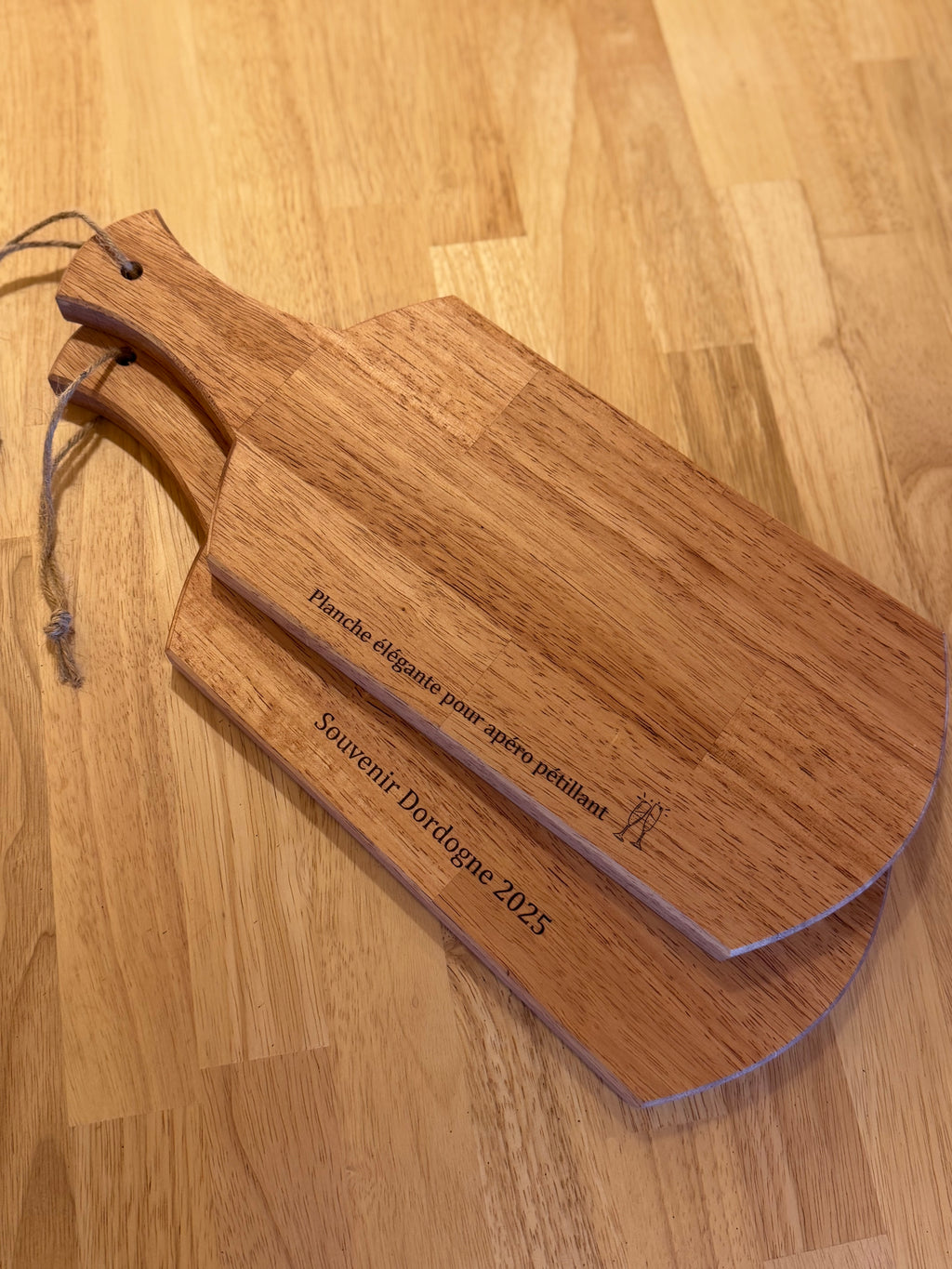 La Planche à découper personnalisée en bois gravée - Cadeau personnalisé